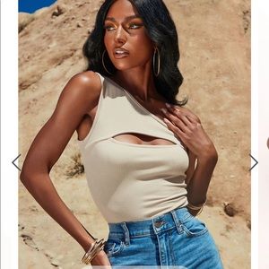 Fashionova cream one shoulder bodysuit